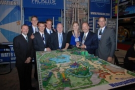 L’équipe de ProSlide et son award au salon IAAPA Expo