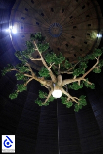 Montage de l'arbre au Gasometer d'Oberhausen.