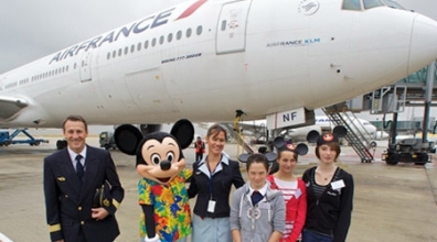 Mickey, guest star surprise à l’aéroport Paris-CDG !