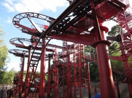 Tiger est une Wild Mouse Mack Rides de 370 mètres de long.