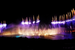 Formés bénévolement, les artificiers du Puy du Fou font rêver les spectacteurs de la Cinéscénie.