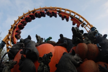 Le parc est envahi par les rats... avec au programme des animations, 2 maisons hantées...