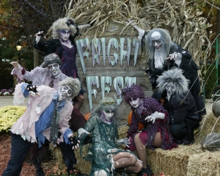 Six Flags and SEGA introduced a program to promote three video game titles at Six Flags fright Fest.