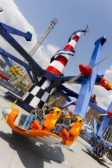Air Race is one of the latest thrill ride introduced by Zamperla.