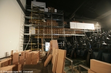 Les écrans latéraux en cours d’installation (octobre 2011)