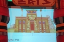 Concept-art du temple dans lequel se trouveront une partie de la file d'attente ainsi que la gare