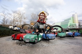 JukeBox remplace un modèle similaire et a été fourni par Gerstlauer Amusement Rides.