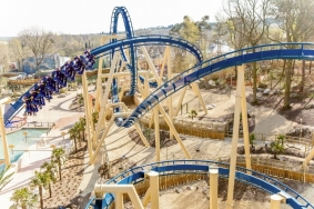 In France, the company designed an inverted coaster with 5 inversions at Parc Astérix: OzIris