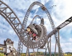 Karacho sera un launch coaster avec plusieurs éléments inédits en Europe dont 4 inversions et un top hat de 30 mètres de haut.