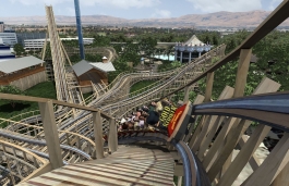 Autre investissement important en 2013, le wood coaster de Great Coaster International 'Gold Striker' à California's Great America