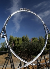 Premier Rides' World's tallest and fastest looping coaster opened at Six Flags Magic Mountain