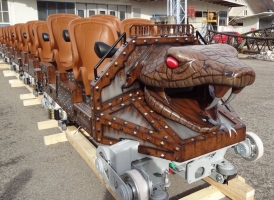 Six Flags has entrusted once again Gerstlauer with the design of new trains for the Iron Rattler project at Six Flags Fiesta Texas.